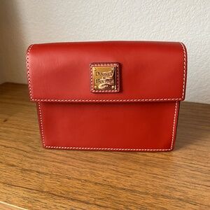 Dooney and Bourke Beacon East West Flap Crossbody-